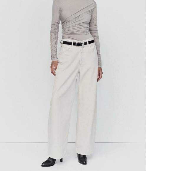 Agolde Low Curve Cream Jeans - Picture 1 of 7